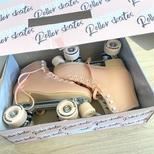 C7 Pink Roller Skates Womens 8